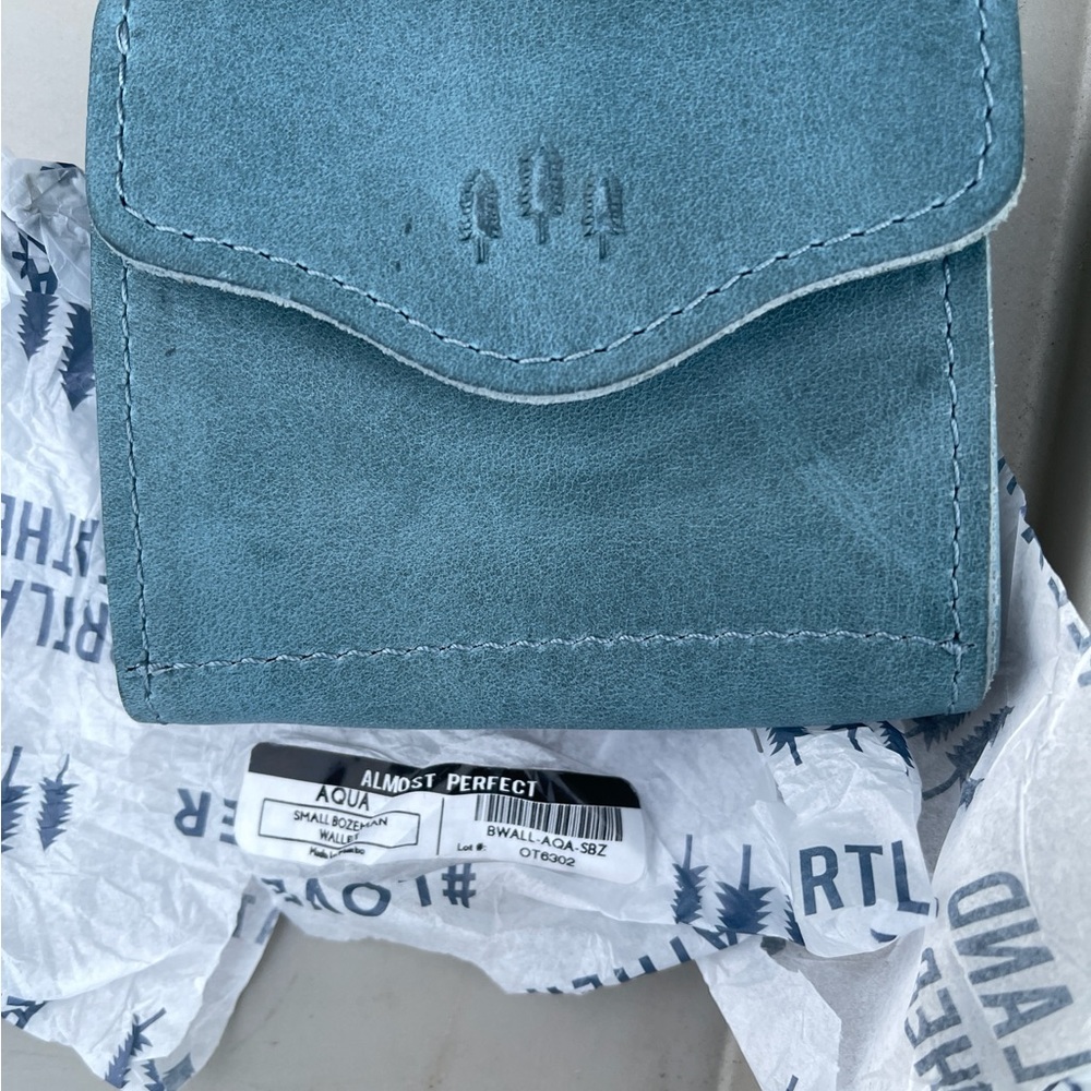 Portland Leather “almost perfect” small Bozeman wallet color Aqua